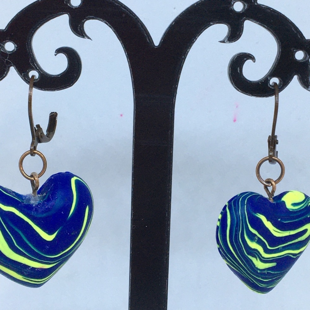 Unique Handmade Polymer Clay Heart ❤️ Earrings - Picture 3 of 6